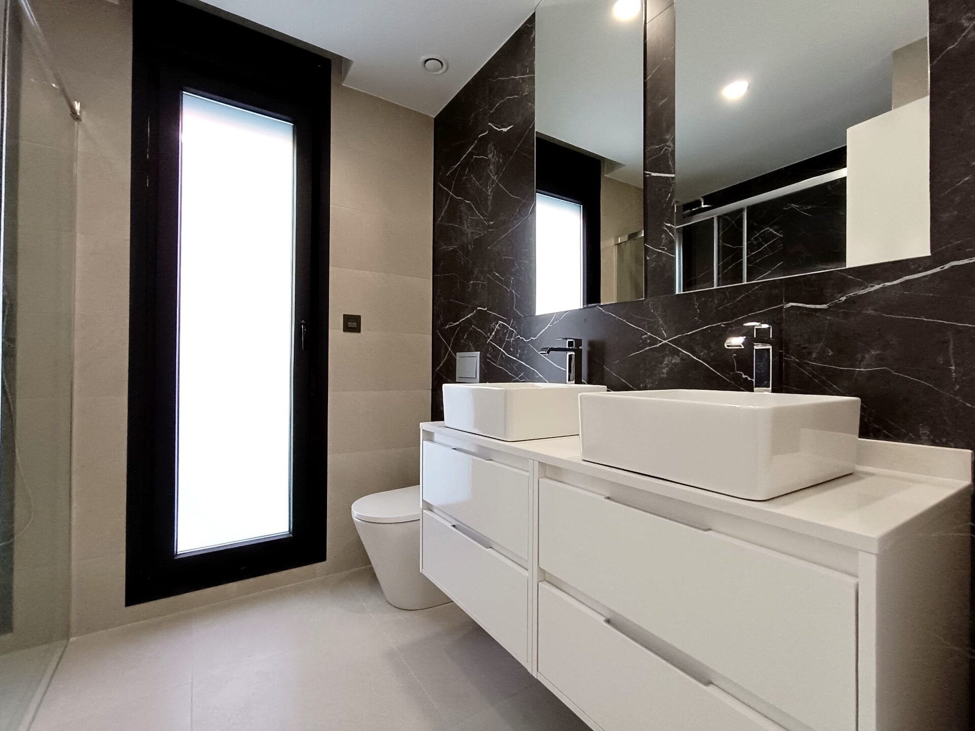 3-Bedroom Detached House in Benijófar - Image 12