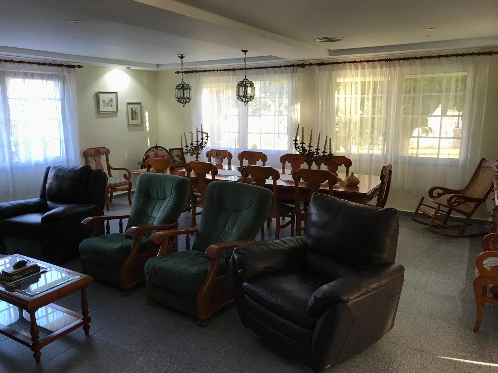 6-Bedroom Villa in Cabo Roig - Image 12