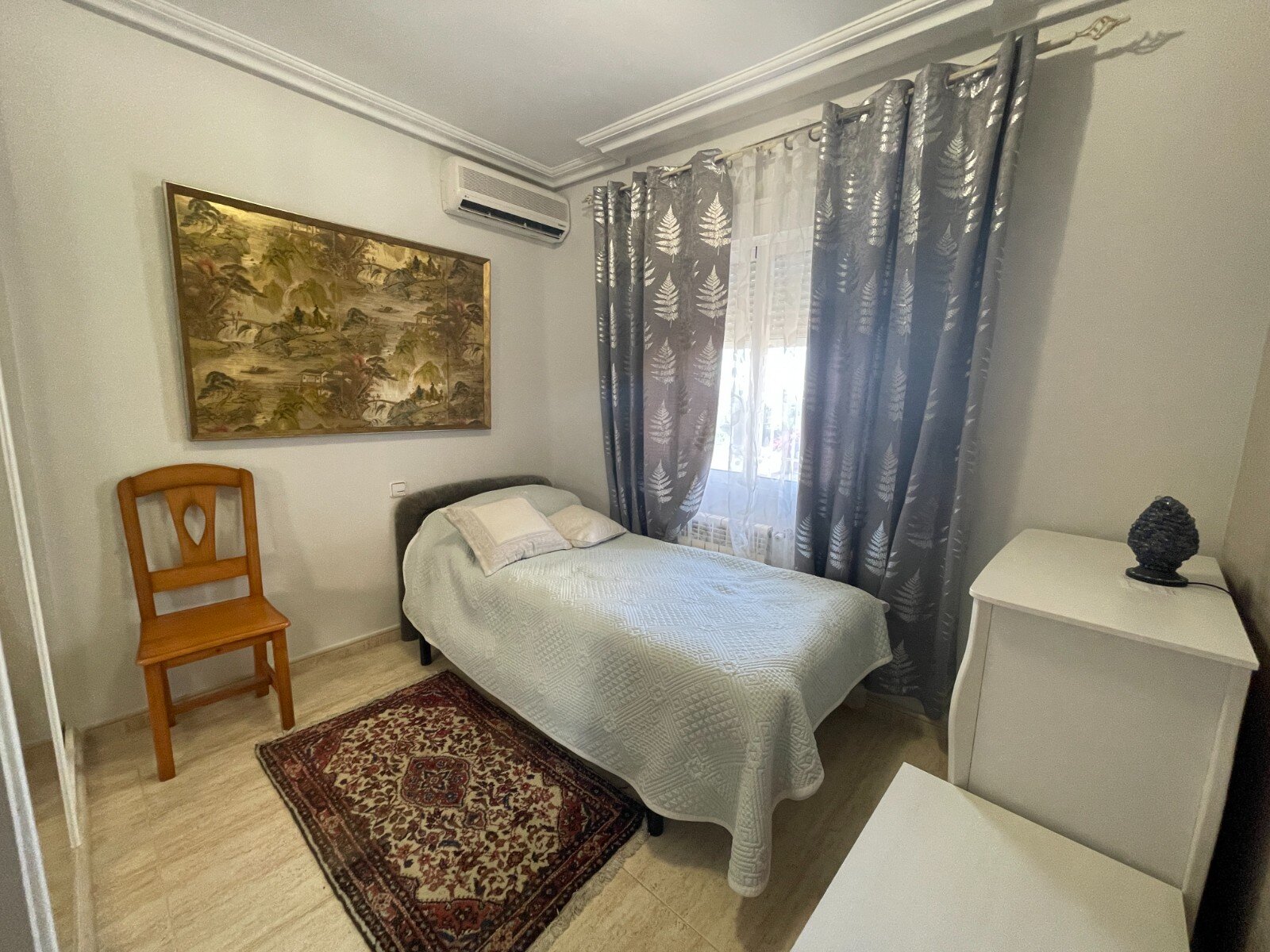 4-Bedroom Villa in Urbanizaciones, Guardamar del Segura - Image 7