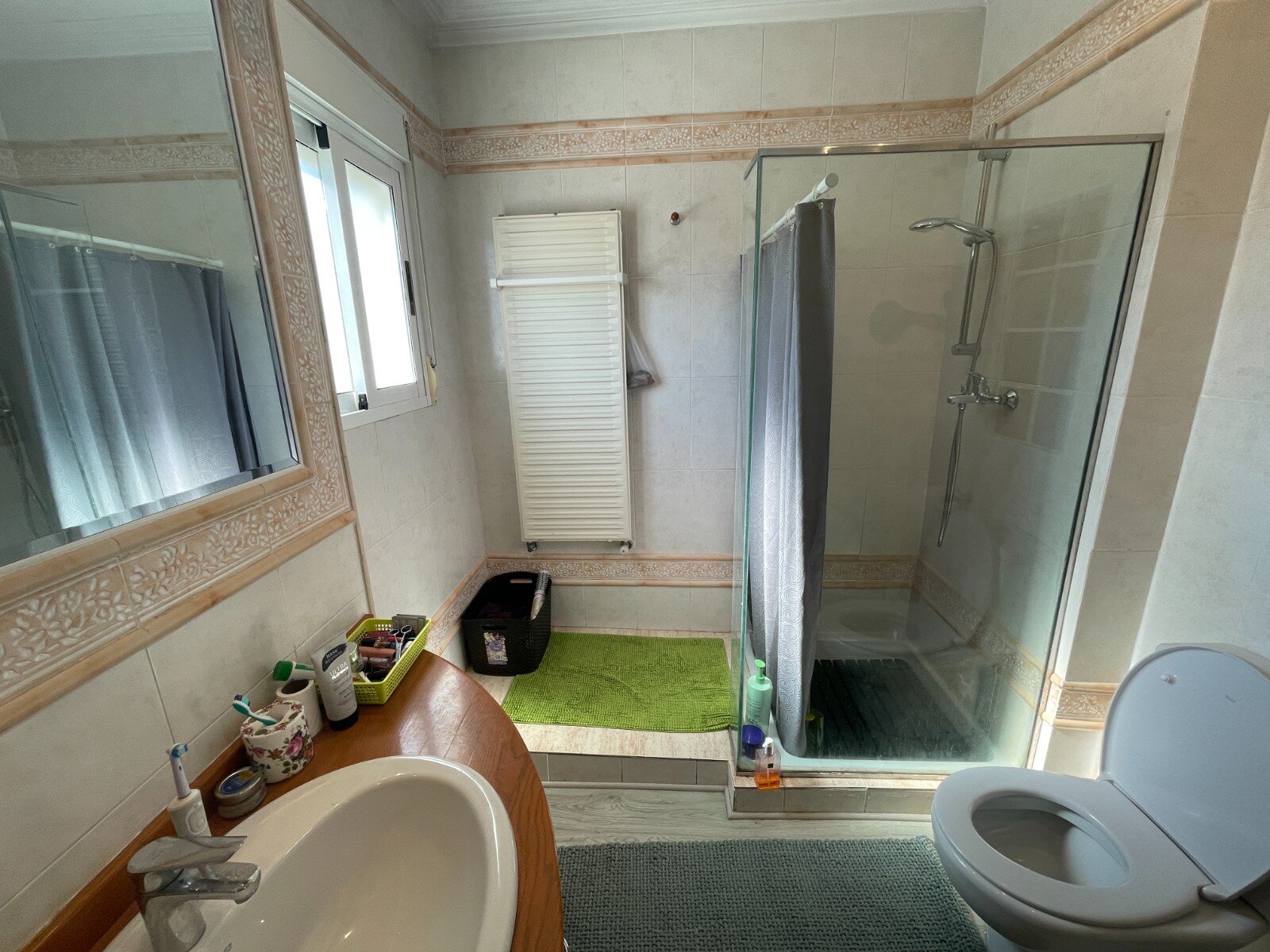 4-Bedroom Villa in Urbanizaciones, Guardamar del Segura - Image 8