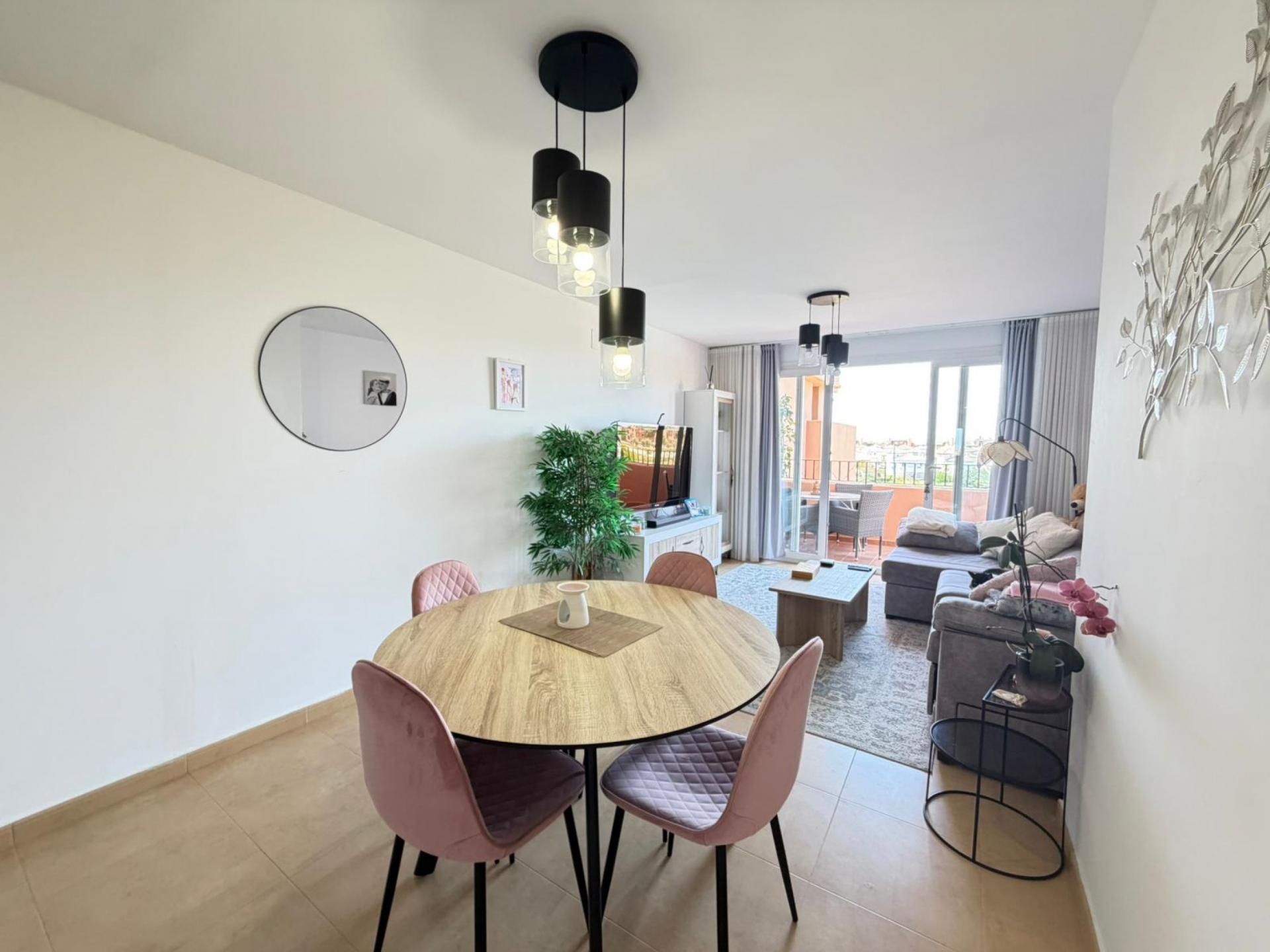 2-Bedroom Apartment in Torre - Pacheco - Image 5