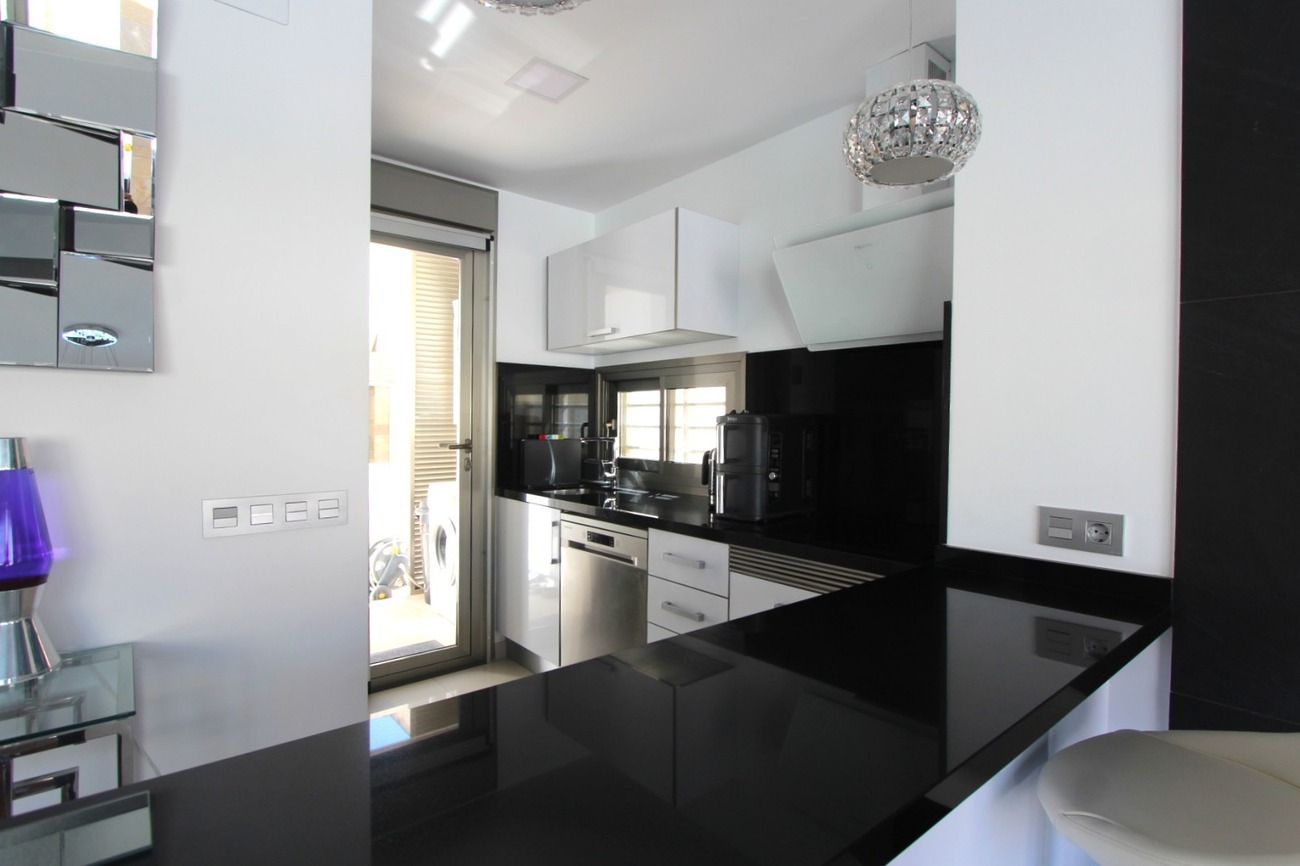 3-Bedroom Villa in Orihuela Costa - Image 10