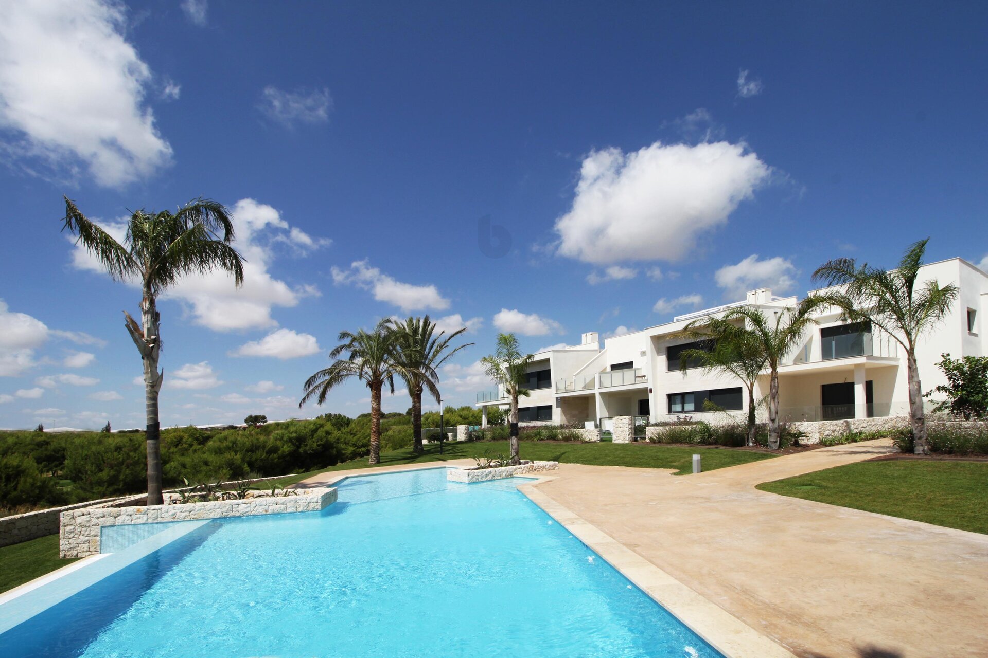 3-Bedroom Ground Floor Apartment in Pinar de Campoverde - Image 9