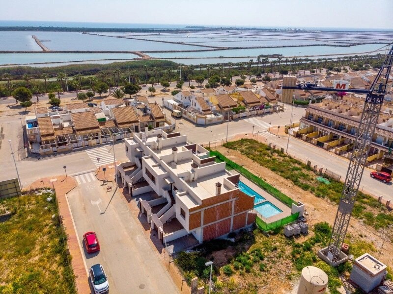 2-Bedroom Bungalow in San Pedro del Pinatar - Image 22