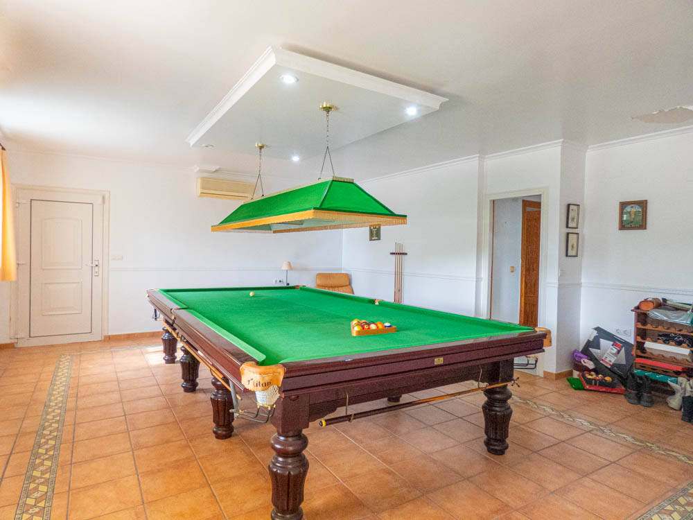 7-Bedroom Villa in San Miguel de Salinas - Image 21