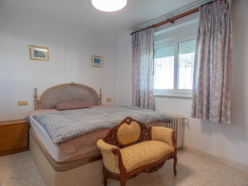 7-Bedroom Villa in San Miguel de Salinas - Image 37