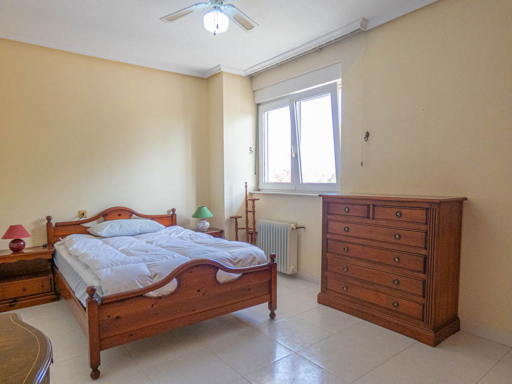 7-Bedroom Villa in San Miguel de Salinas - Image 43