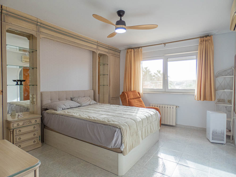 7-Bedroom Villa in San Miguel de Salinas - Image 51