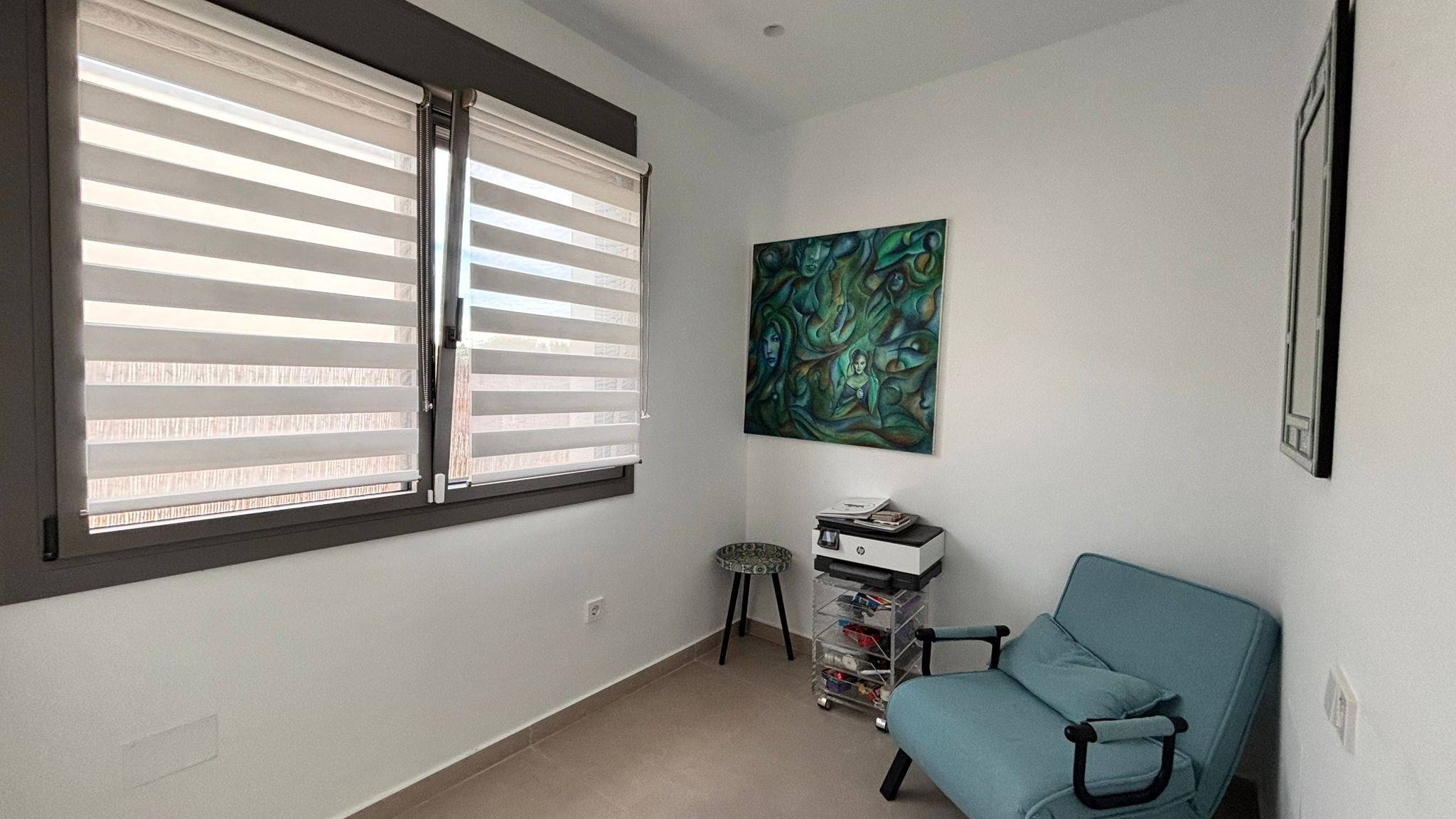 3-Bedroom Villa in San Miguel de Salinas - Image 10