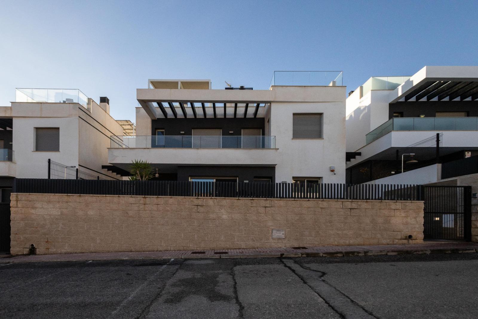 Villa met 4 Slaapkamers in Pau 26, Orihuela Costa - Image 31