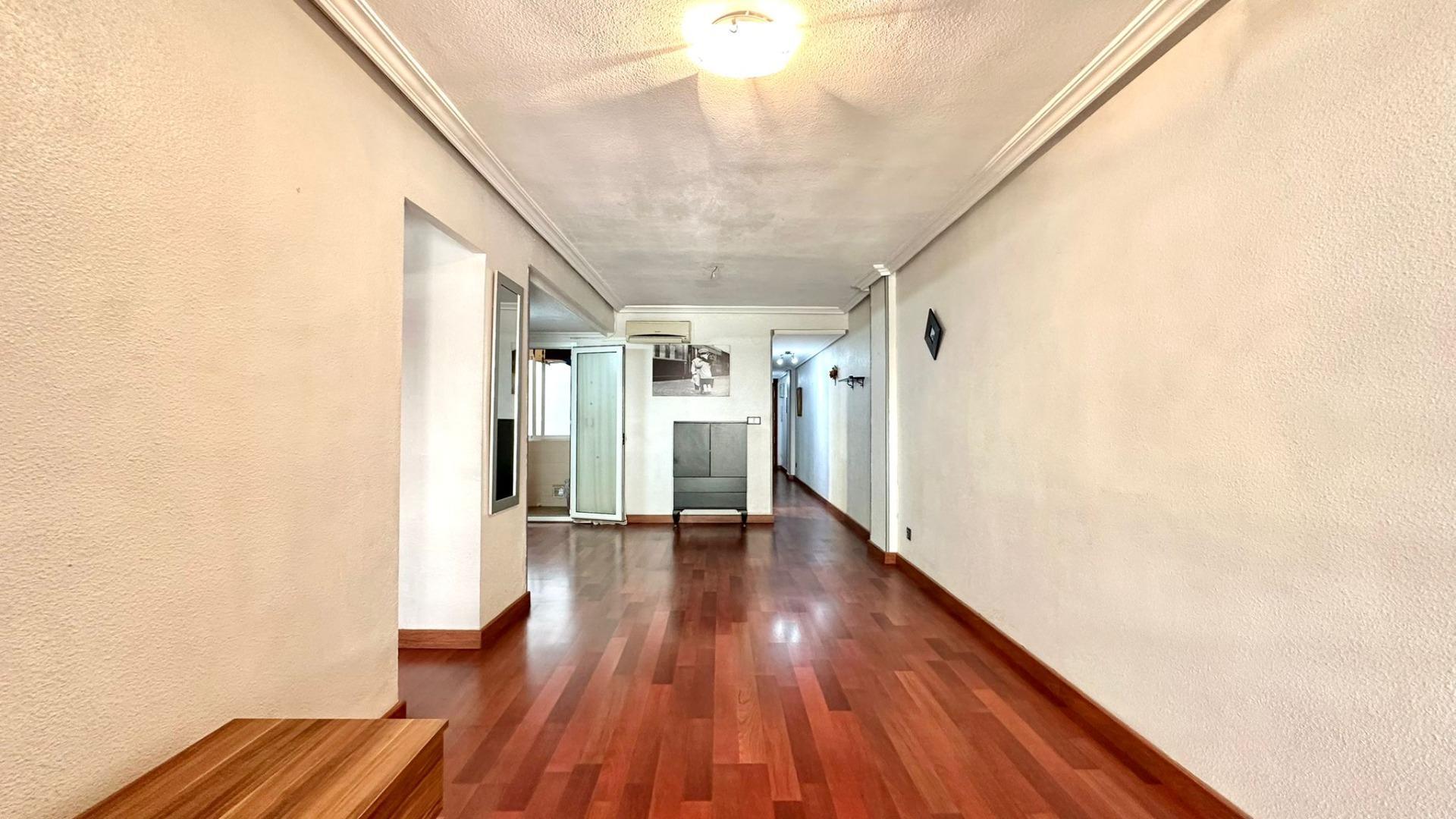 3-Bedroom Apartment in Acequion, Torrevieja - Image 4