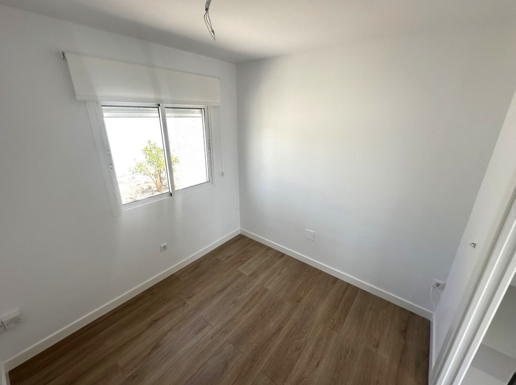 3-Bedroom Villa in Rojales - Image 12