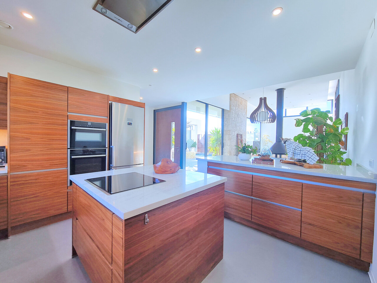 3-Bedroom Villa in Los Alcázares - Image 9