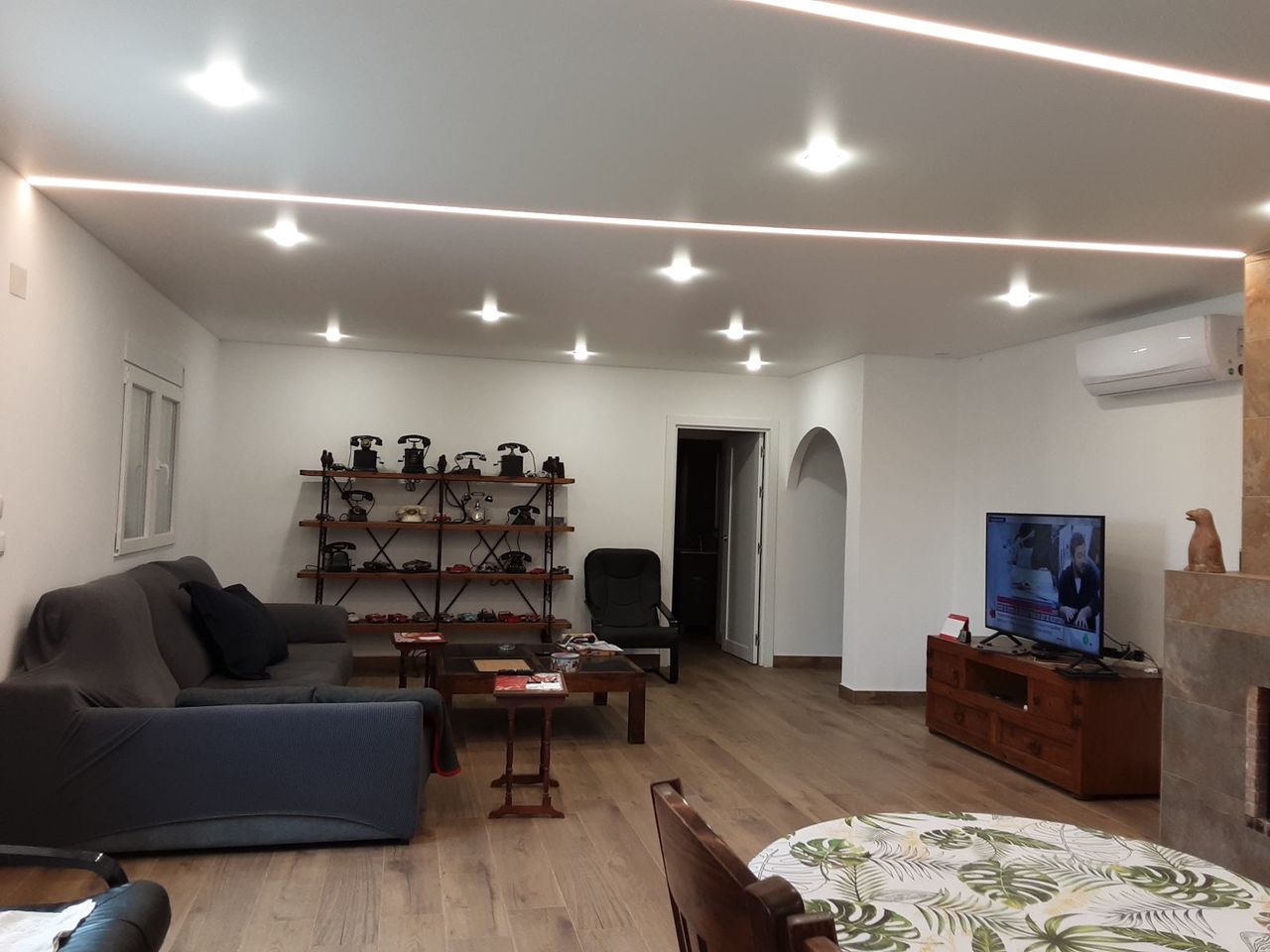 6-Bedroom Villa in Centro, San Miguel de Salinas - Image 17