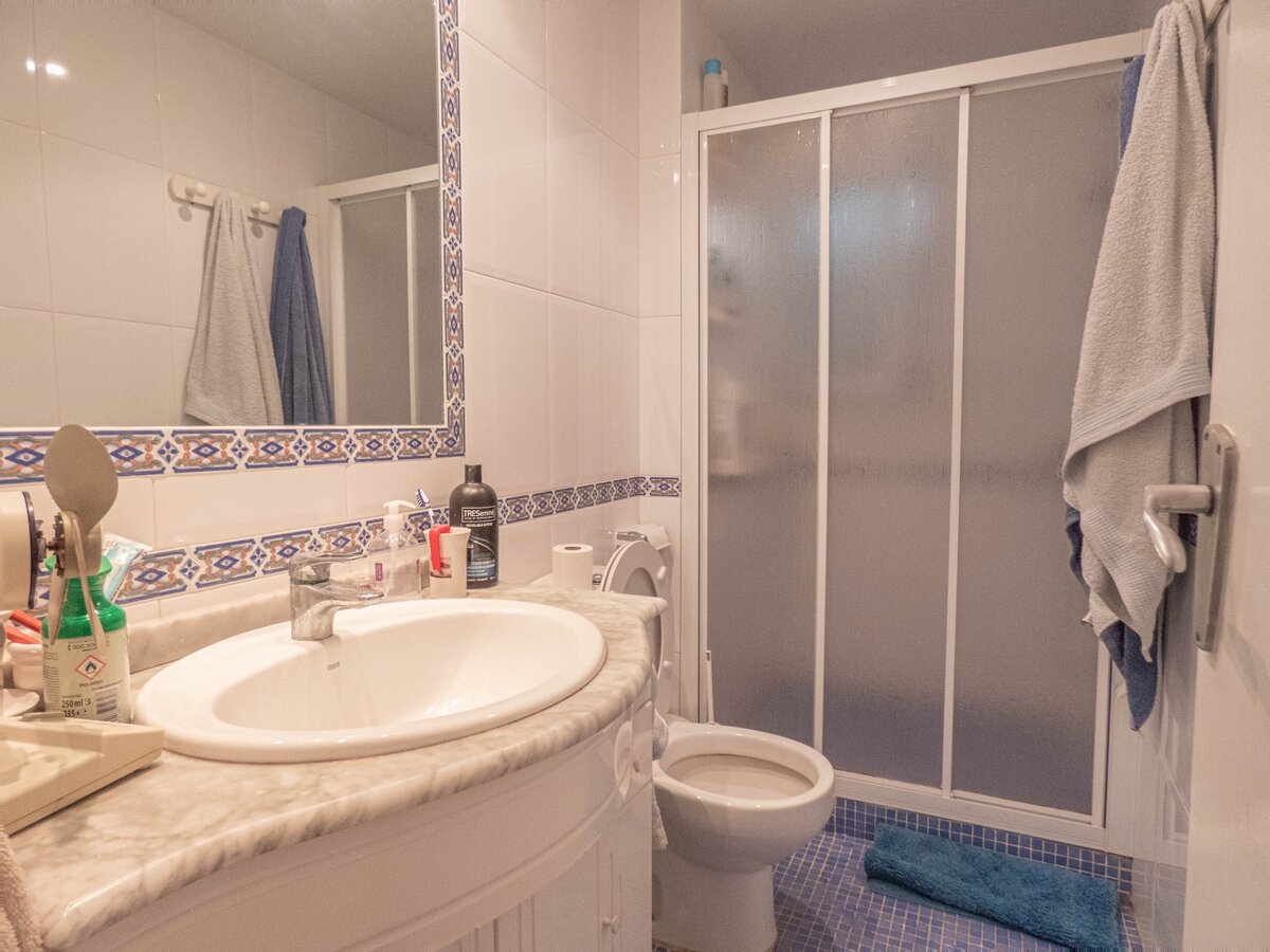 6-Bedroom Villa in Aguamarina, Orihuela Costa - Image 12