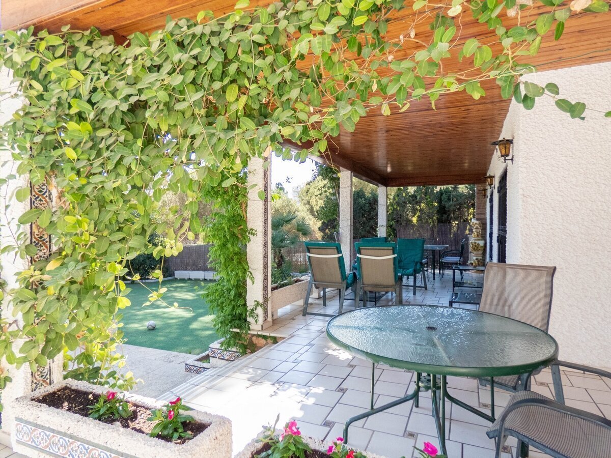 6-Bedroom Villa in Aguamarina, Orihuela Costa - Image 26