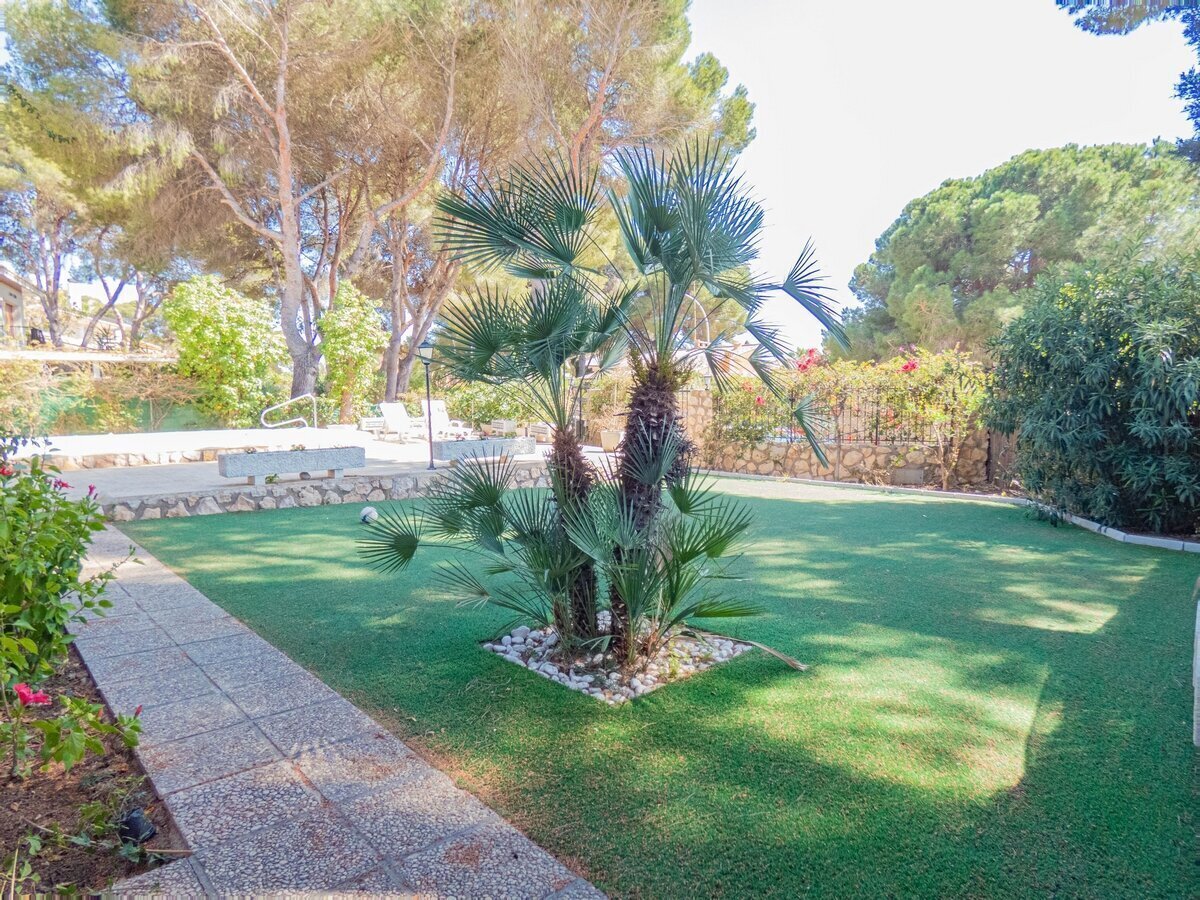 6-Bedroom Villa in Aguamarina, Orihuela Costa - Image 31