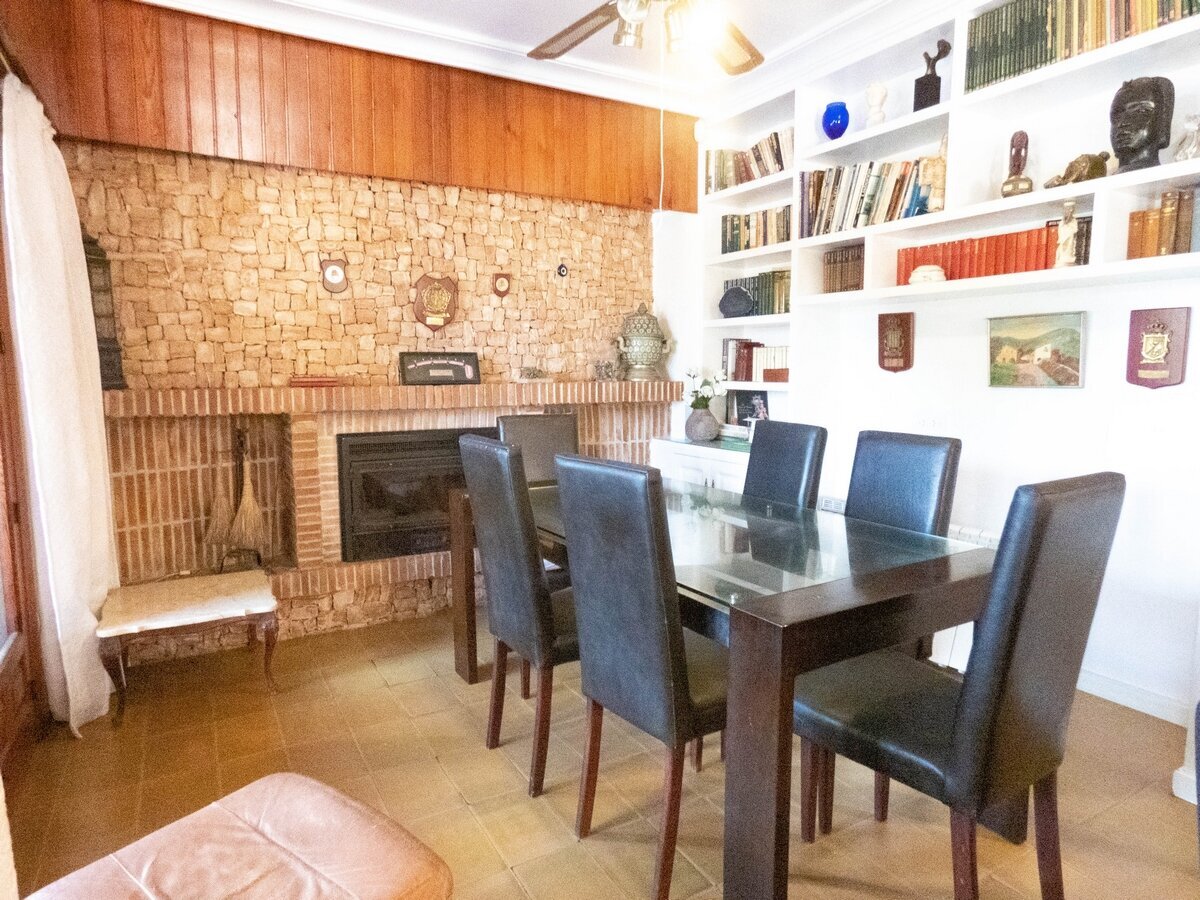 6-Bedroom Villa in Aguamarina, Orihuela Costa - Image 9