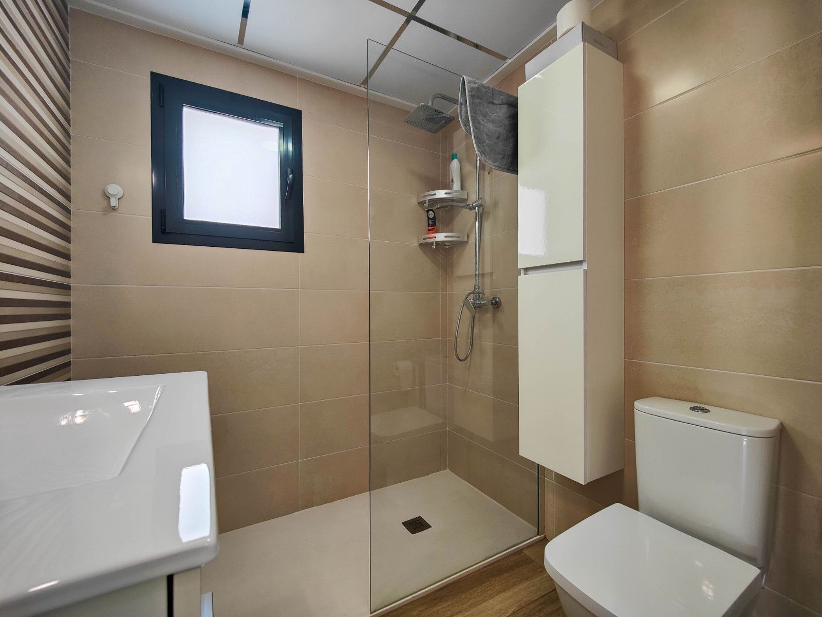 3-Bedroom Apartment in Guardamar del Segura - Image 24