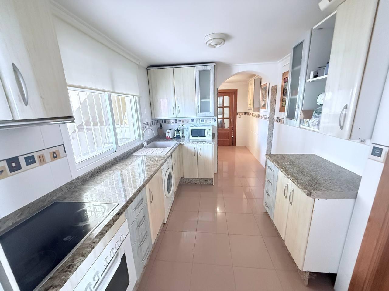 4-Bedroom Apartment in Orihuela Costa - Image 13