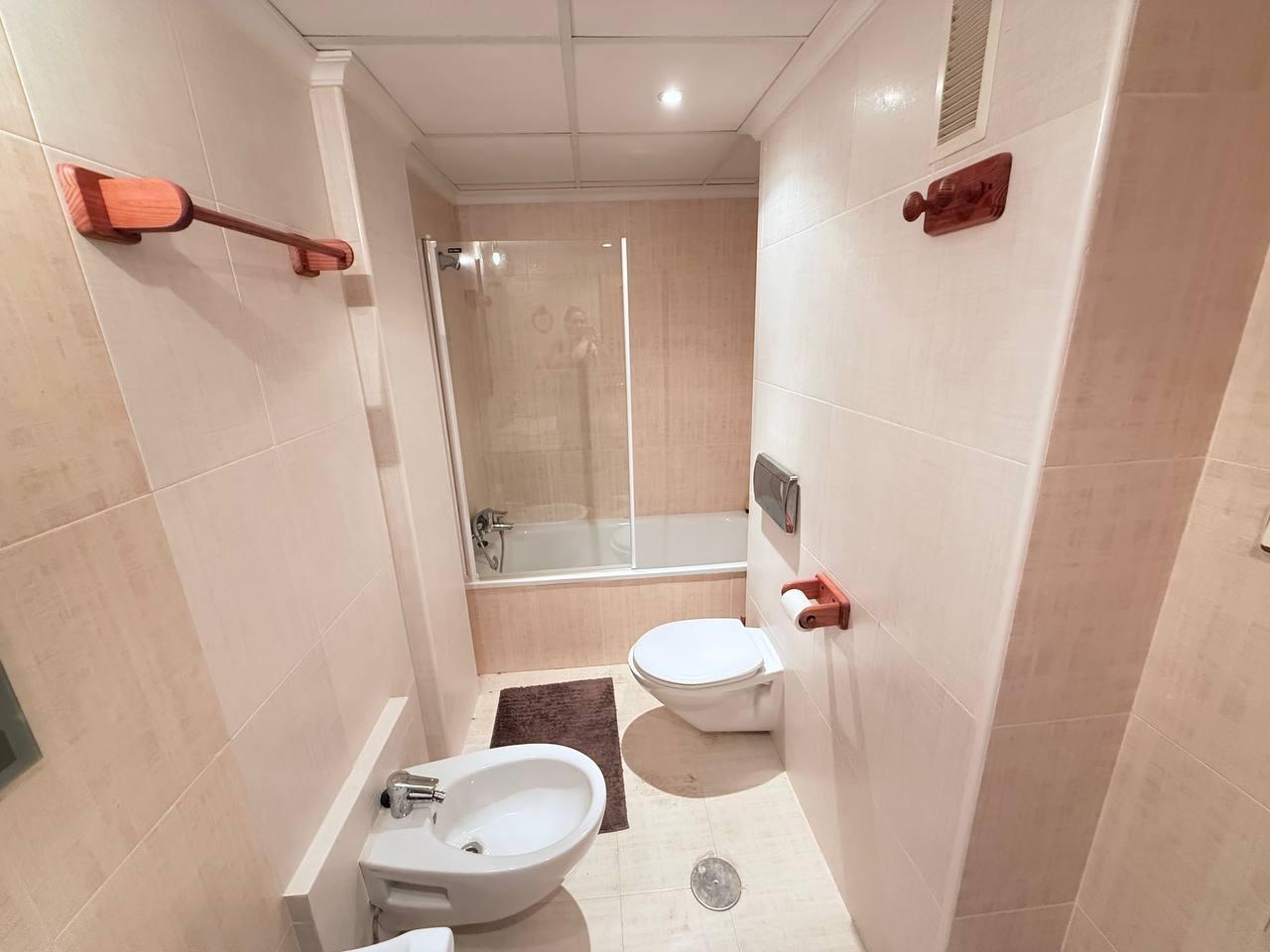 4-Bedroom Apartment in Orihuela Costa - Image 25