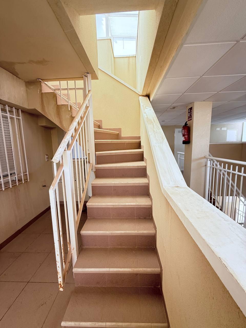 4-Bedroom Apartment in Orihuela Costa - Image 41