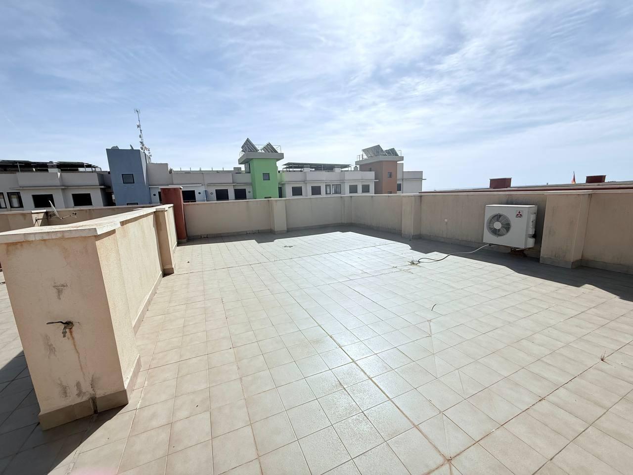 4-Bedroom Apartment in Orihuela Costa - Image 45