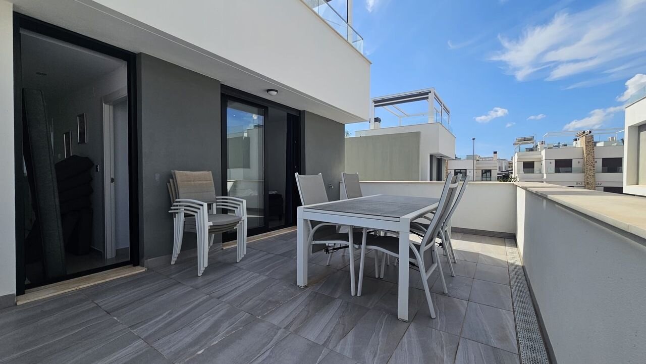 6-Bedroom Villa in Villamartín-las Filipinas, Orihuela Costa - Image 24
