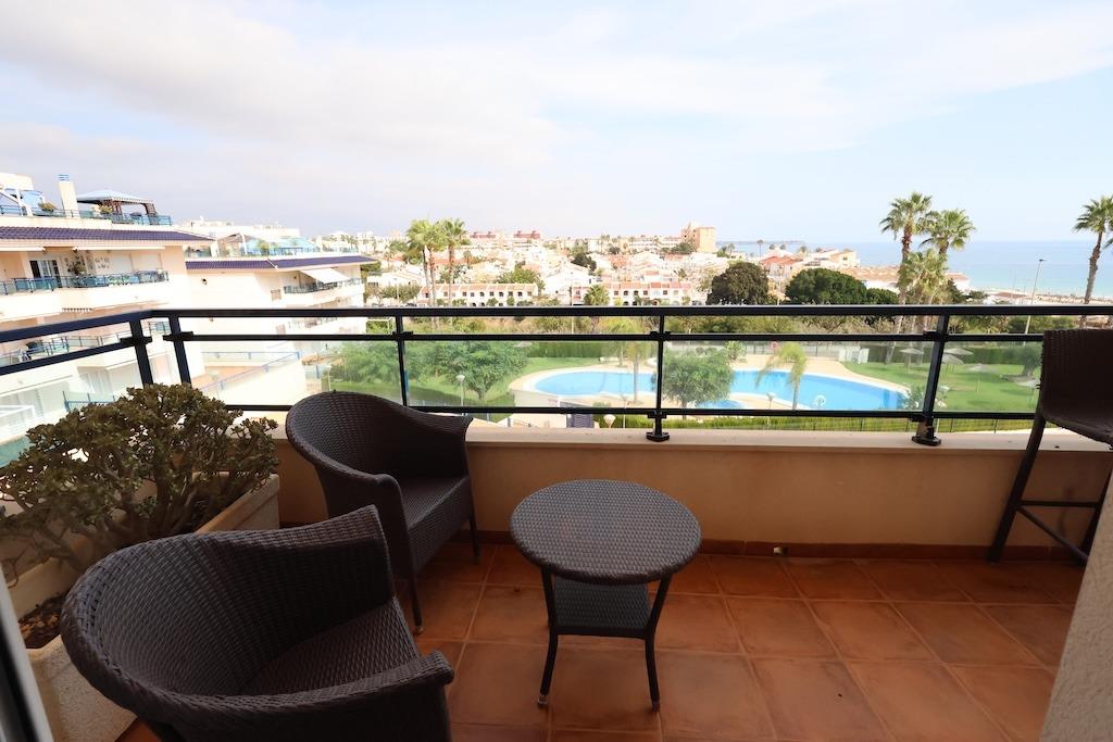 3-Bedroom Penthouse in Pilar de la Horadada - Image 20