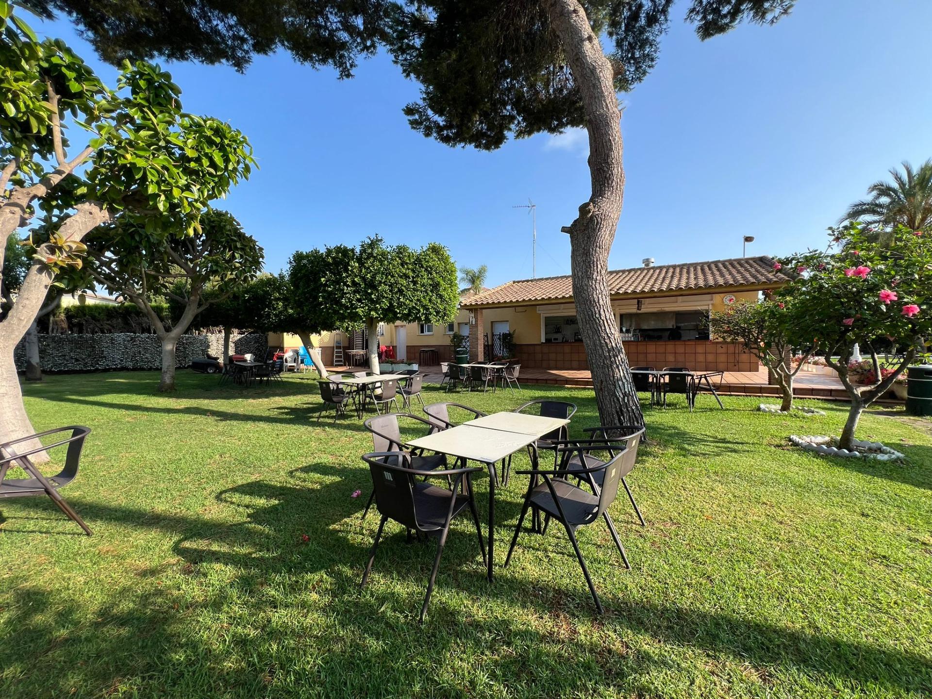 Villa met 4 Slaapkamers in Campoamor, Orihuela Costa - Image 14