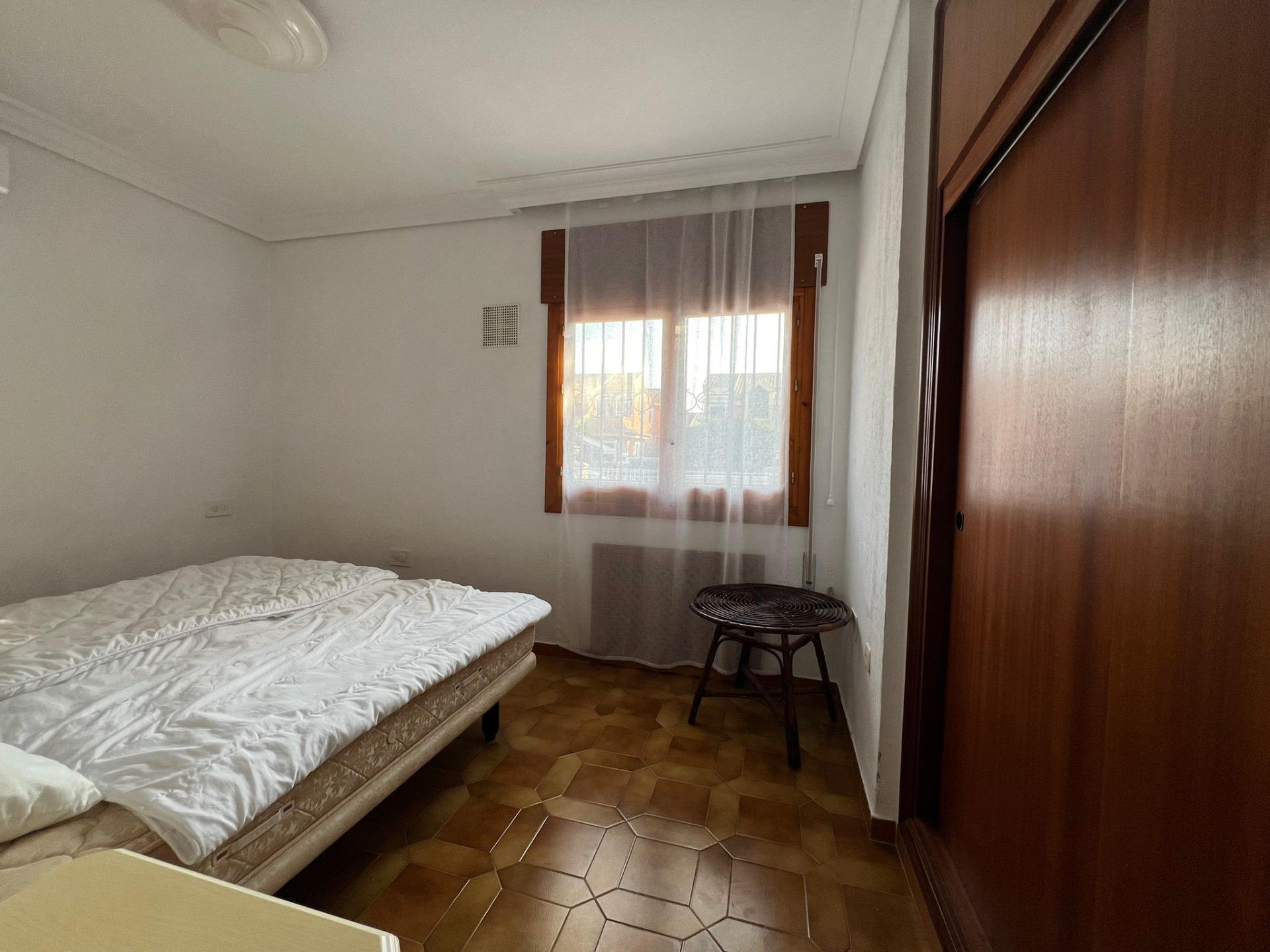 Villa met 4 Slaapkamers in Campoamor, Orihuela Costa - Image 41