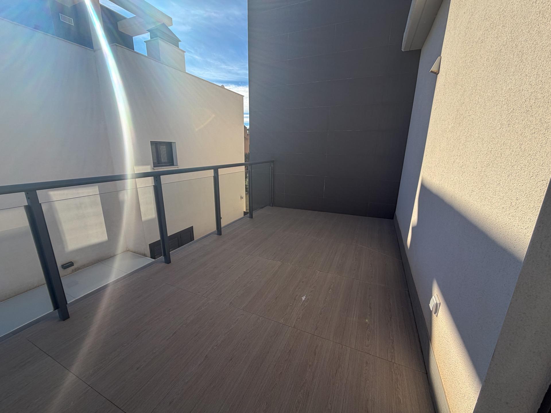 4-Bedroom Villa in San Miguel de Salinas - Image 19