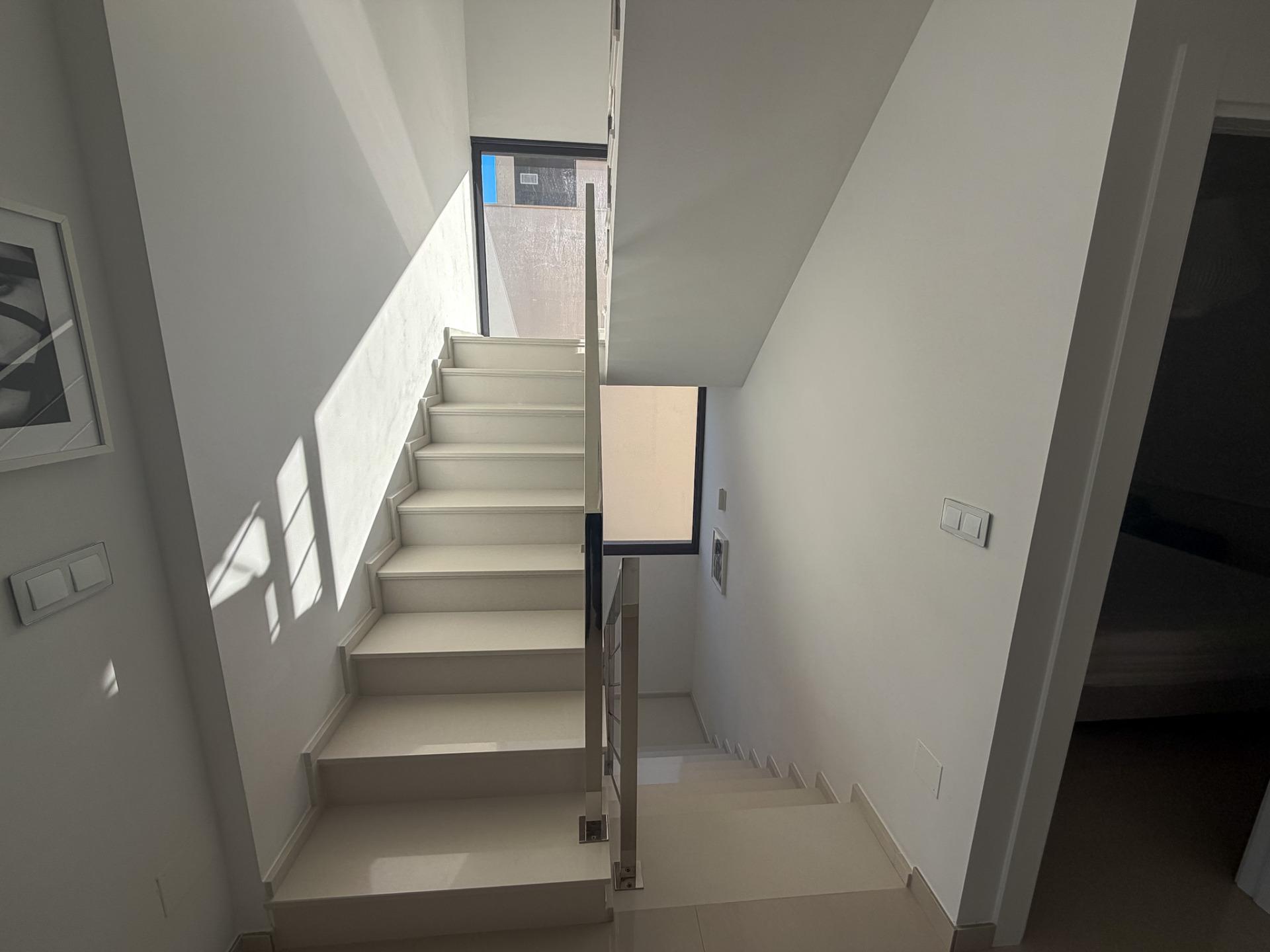 4-Bedroom Villa in San Miguel de Salinas - Image 20