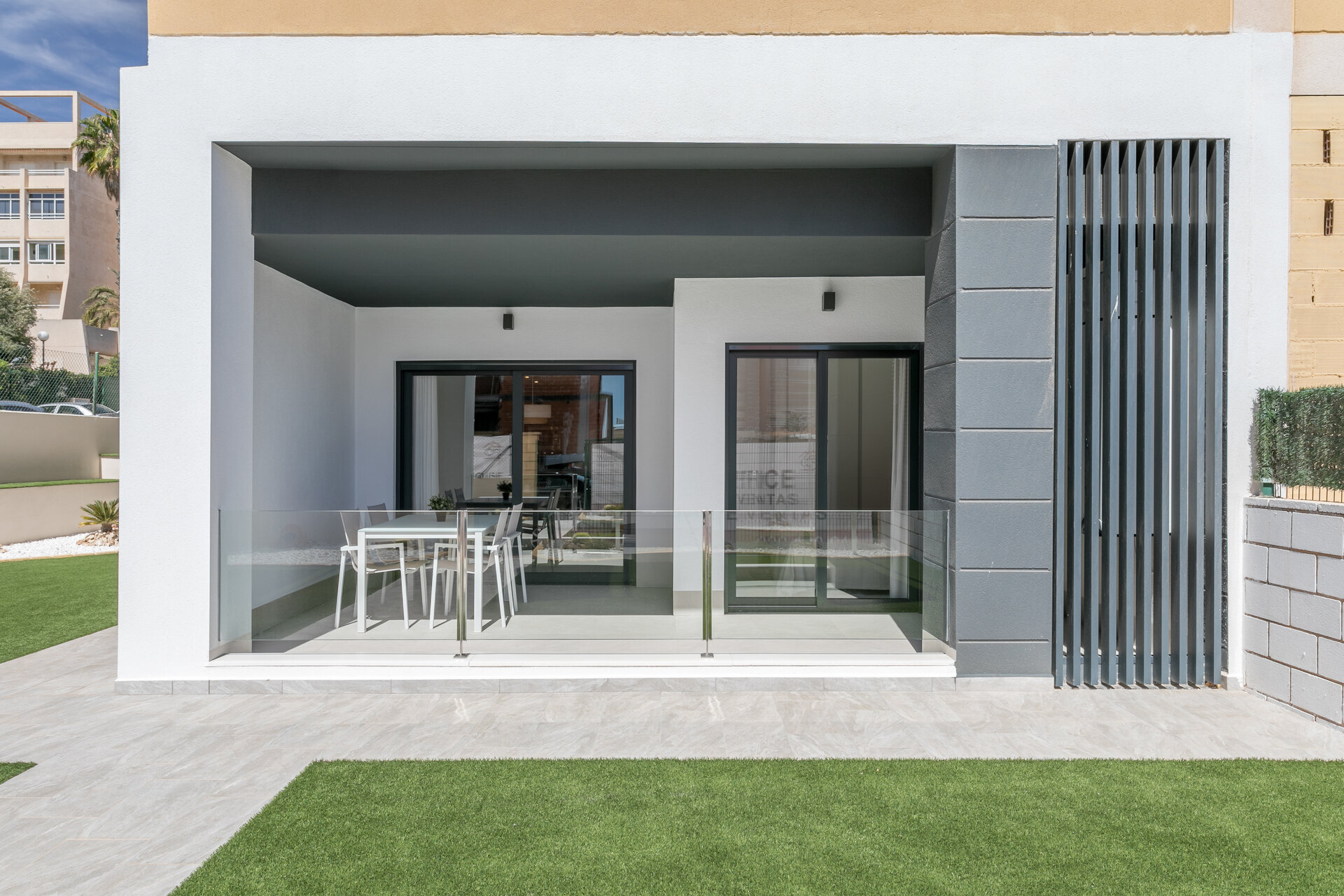 2-Bedroom Apartment in Torrevieja - Image 15