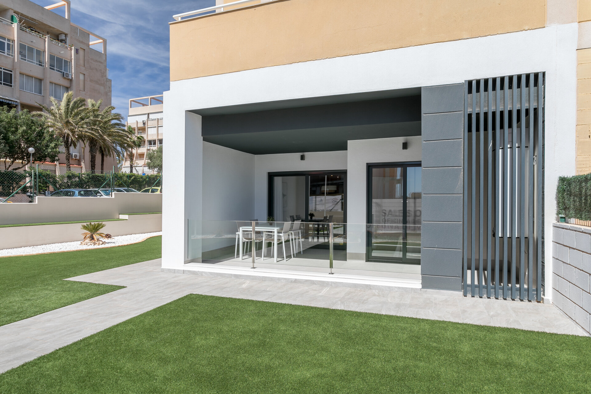 2-Bedroom Apartment in Torrevieja - Image 16
