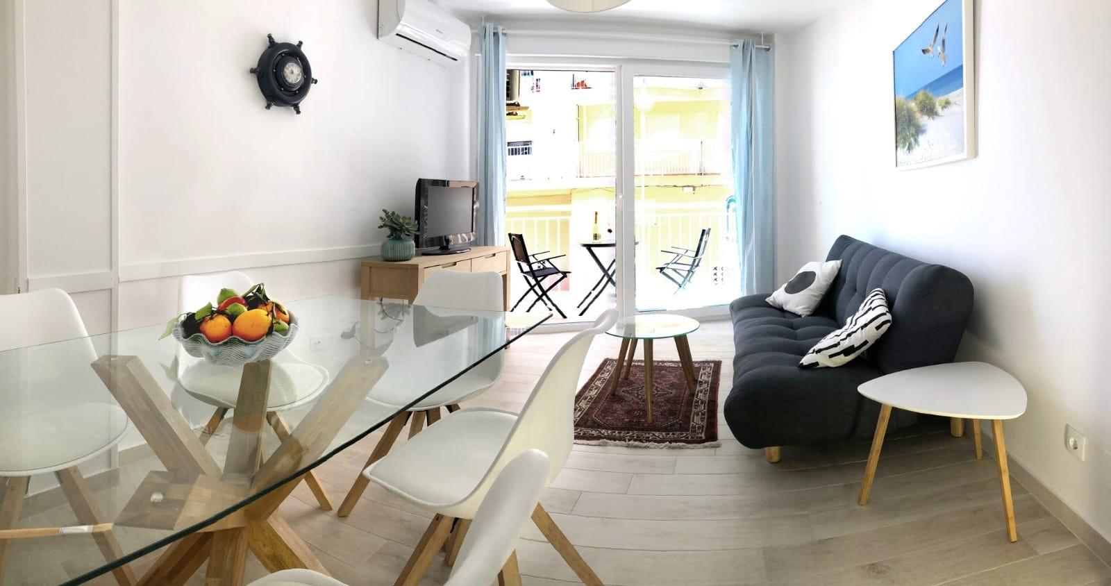 2-Bedroom Apartment in Pueblo, Guardamar del Segura - Image 3