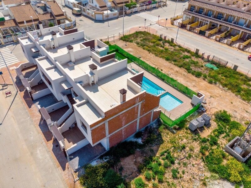 2-Bedroom Bungalow in San Pedro del Pinatar - Image 21