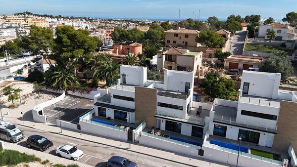 2 magamistuba - Villa - Villamartin Orihuela Costa