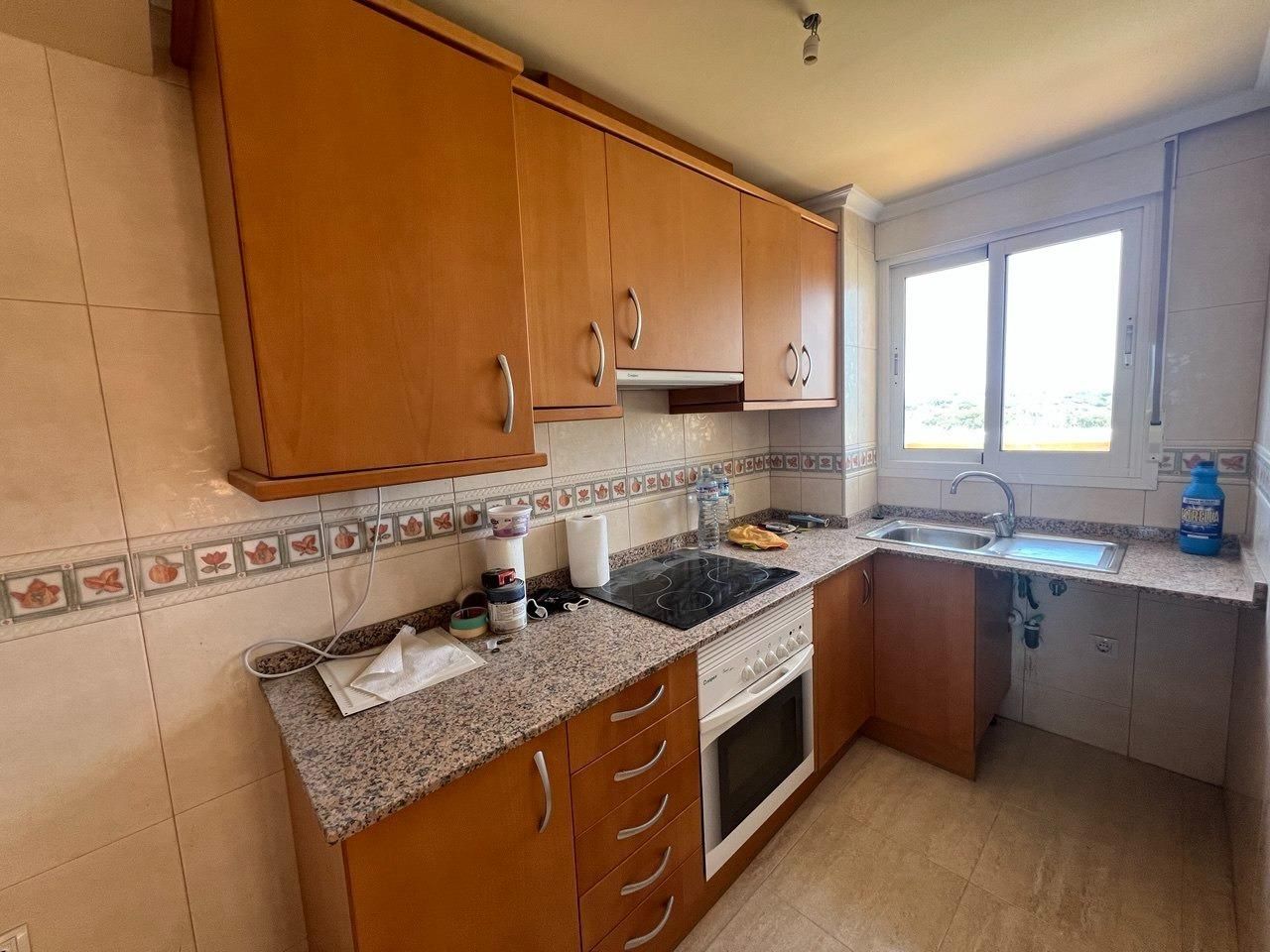 2-Bedroom Penthouse in Puerto Deportivo, Guardamar del Segura - Image 5