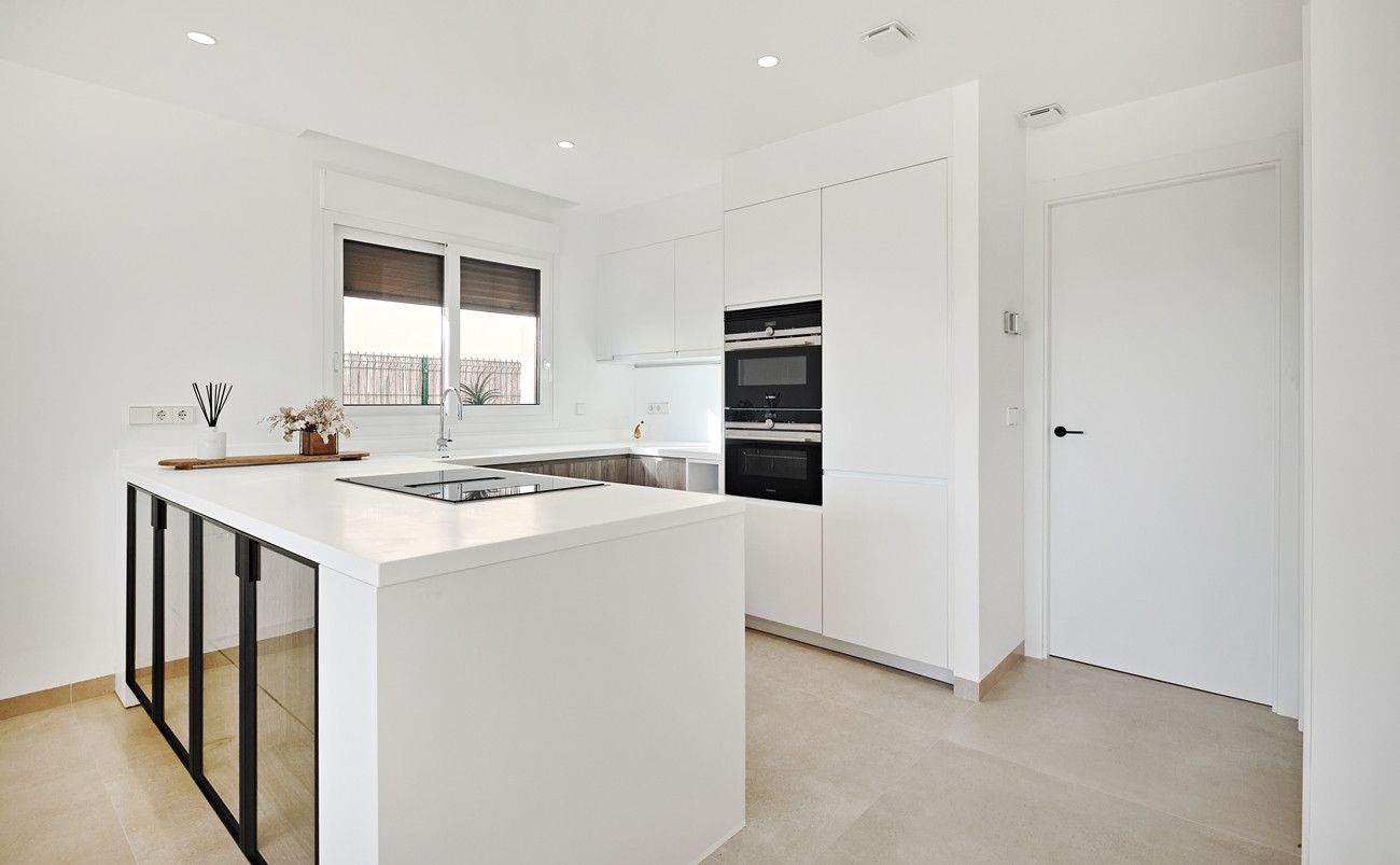 3-Bedroom Villa in Lomas de Cabo Roig, Orihuela Costa - Image 10