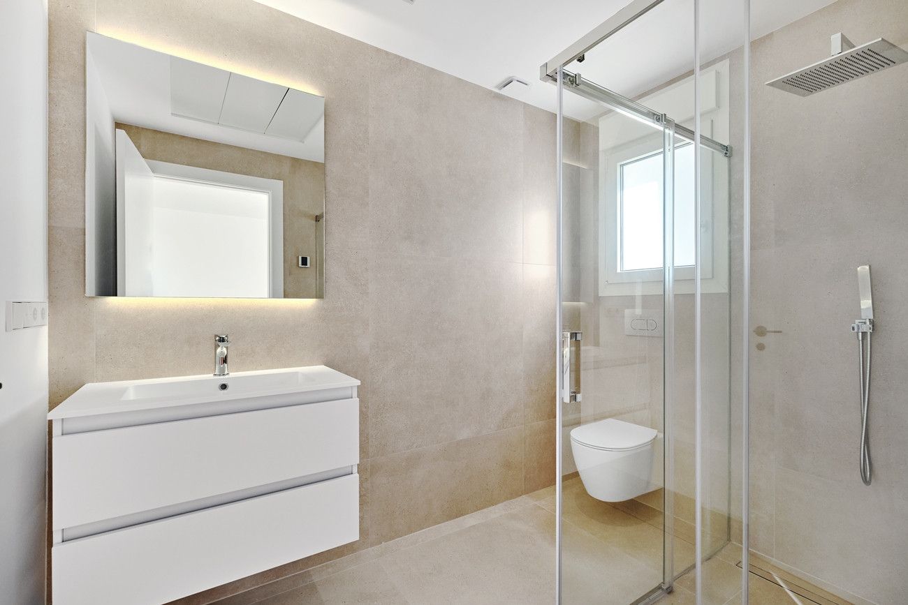 3-Bedroom Villa in Lomas de Cabo Roig, Orihuela Costa - Image 14