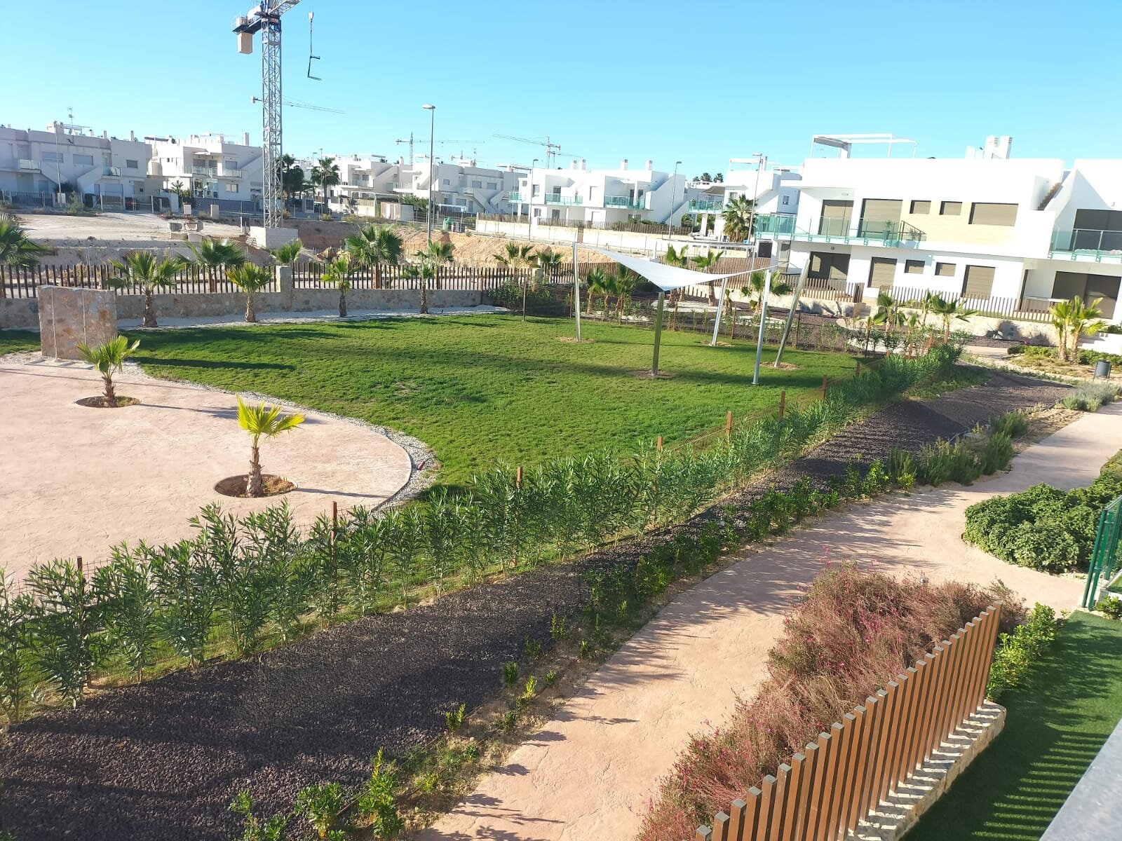 2-Bedroom Apartment in Orihuela Costa - Image 8