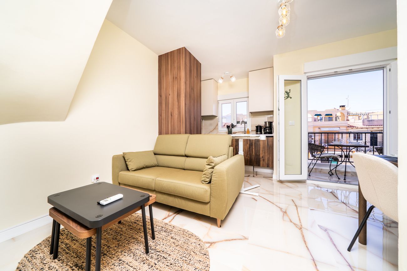 1-Bedroom Apartment in La Siesta - El Salado - Torreta, Torrevieja - Image 1