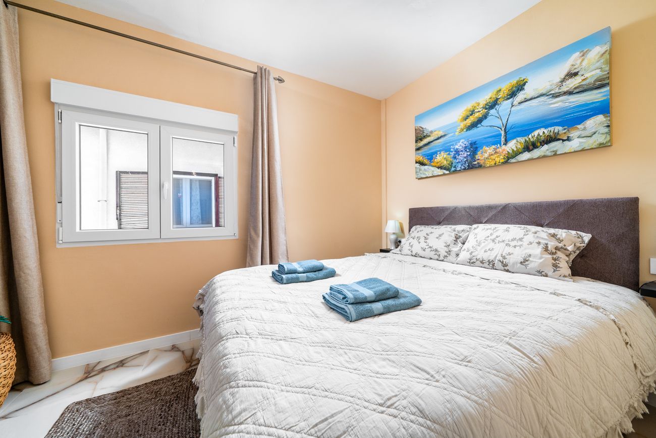 1-Bedroom Apartment in La Siesta - El Salado - Torreta, Torrevieja - Image 23
