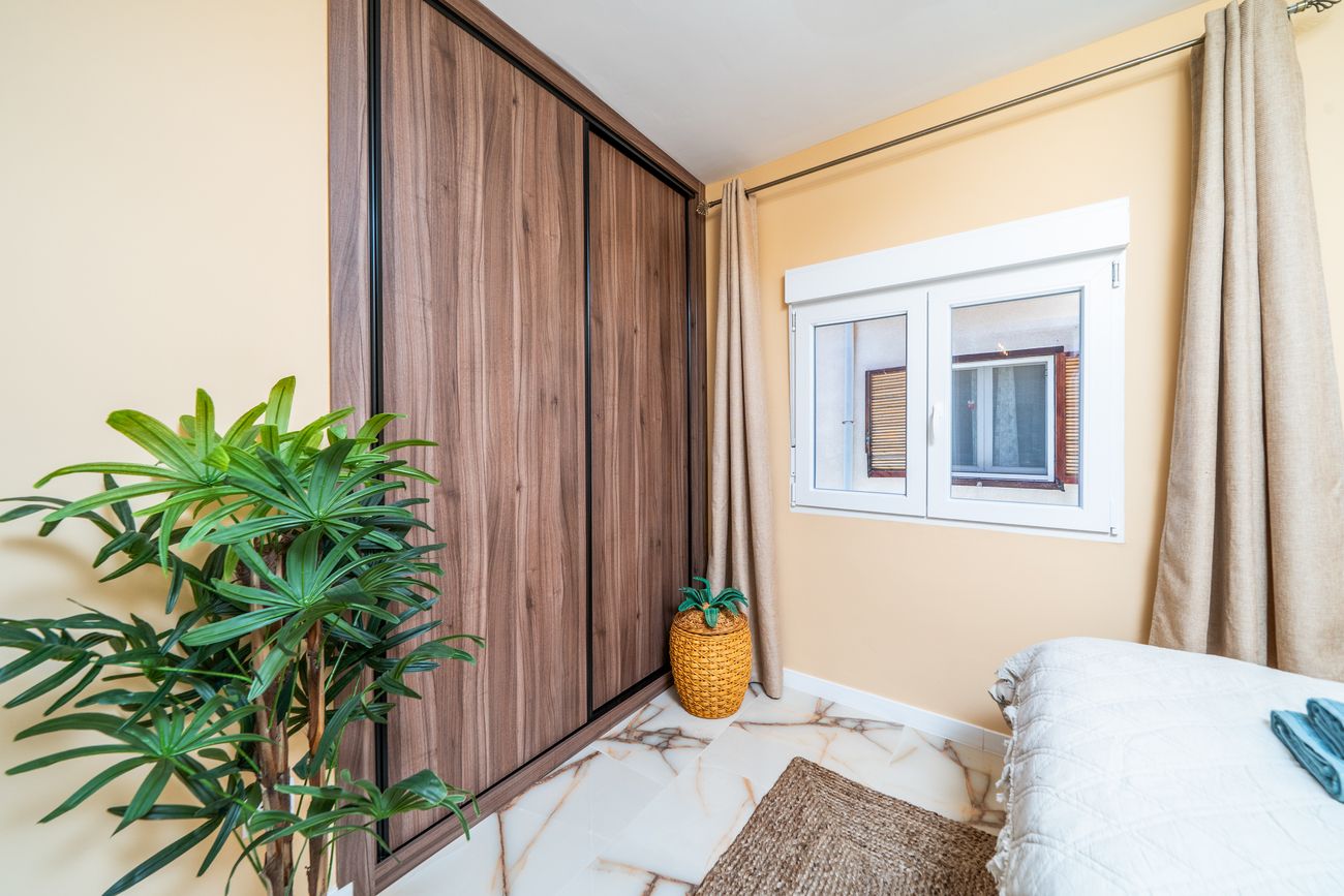 1-Bedroom Apartment in La Siesta - El Salado - Torreta, Torrevieja - Image 25
