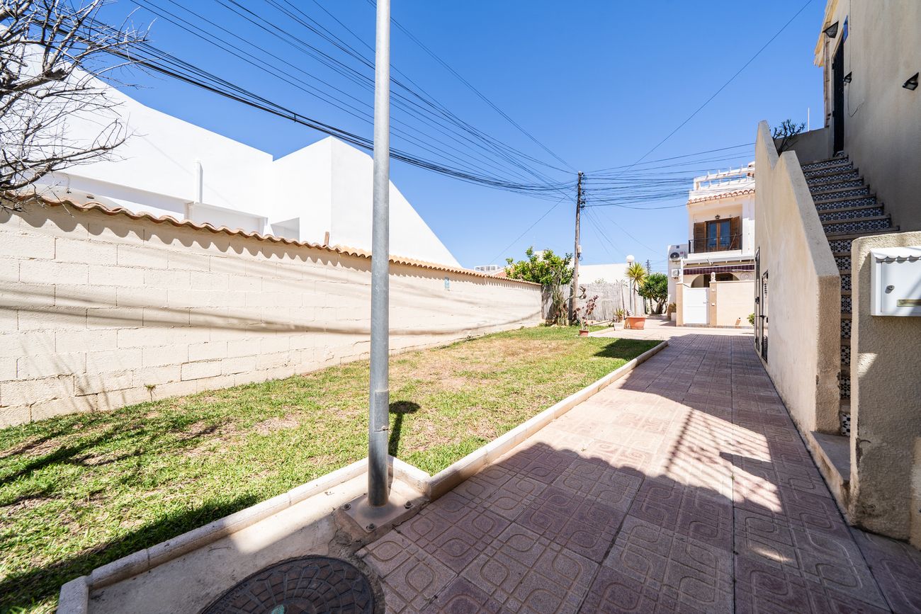 1-Bedroom Apartment in La Siesta - El Salado - Torreta, Torrevieja - Image 41