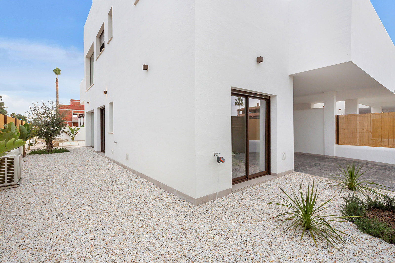 3-Bedroom Bungalow in Los Alcázares - Image 5