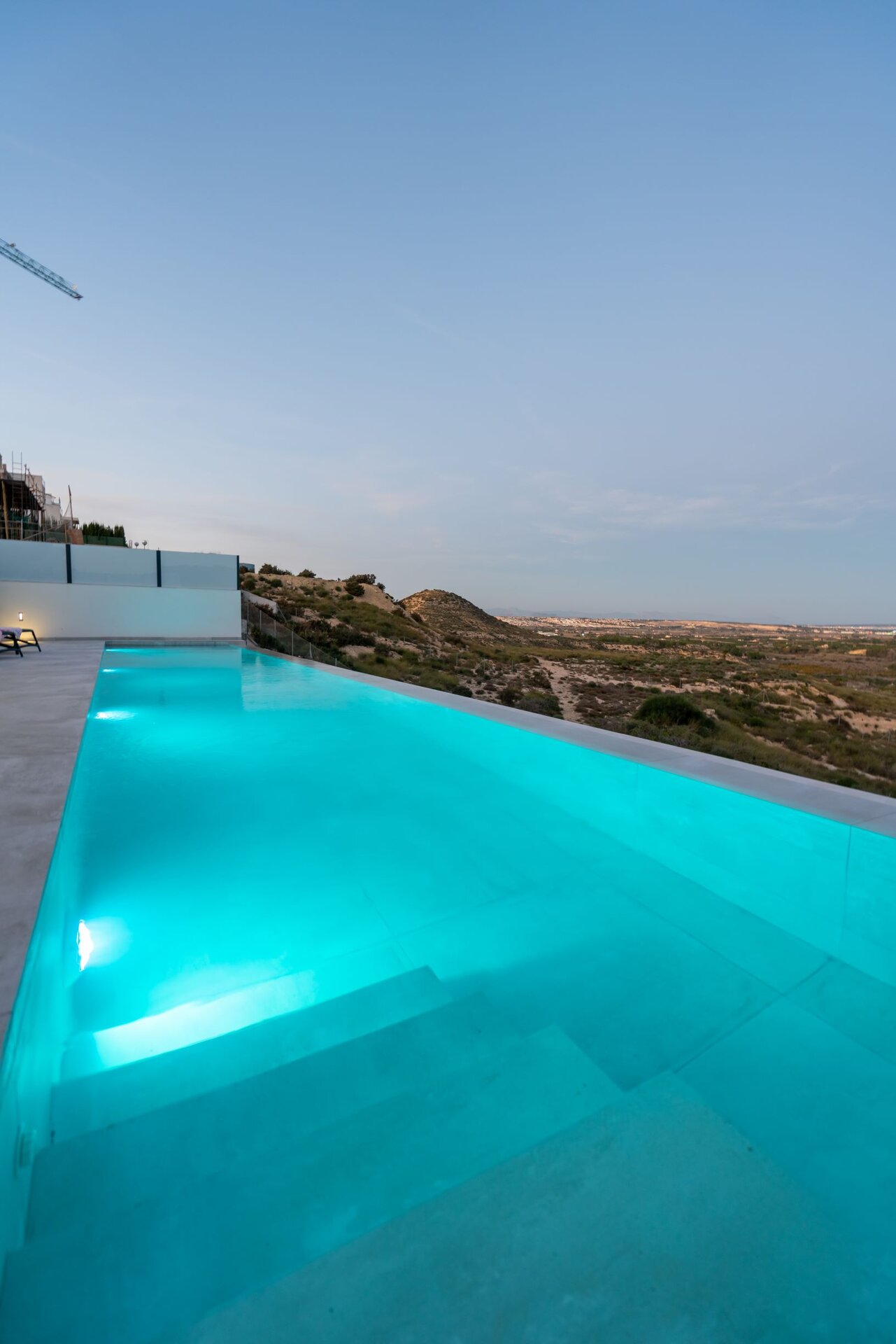 3-Bedroom Detached House in Rojales - Image 5