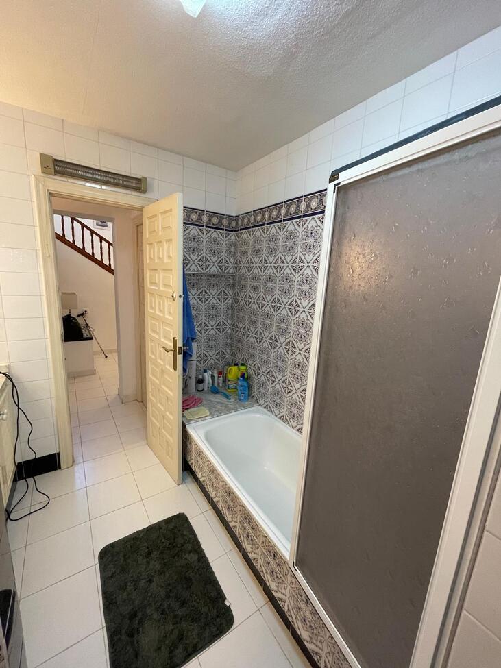 3-Bedroom Villa in Orihuela Costa - Image 24