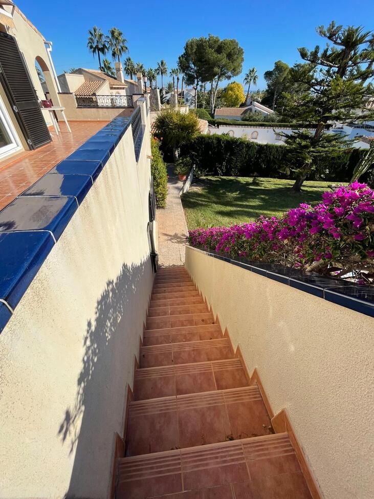 3-Bedroom Villa in Orihuela Costa - Image 7